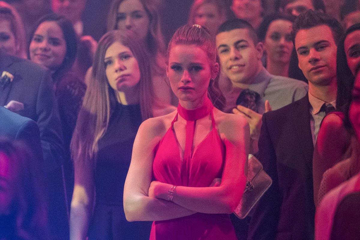 Riverdale Fashion: Season 1 Episode 11