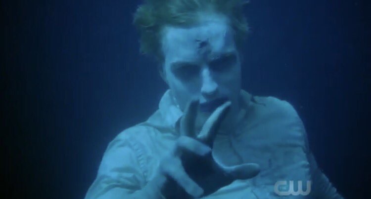 Riverdale Fashion: Season 1 Episode 13