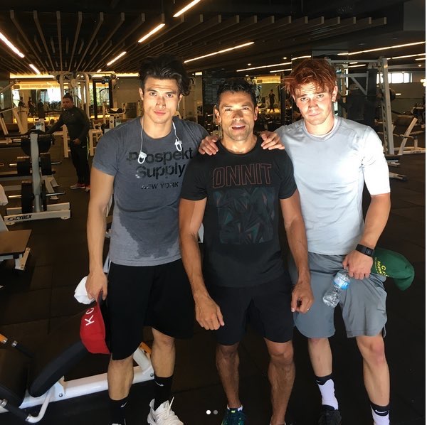 Riverdale Fashion: Season 2 Episode 2