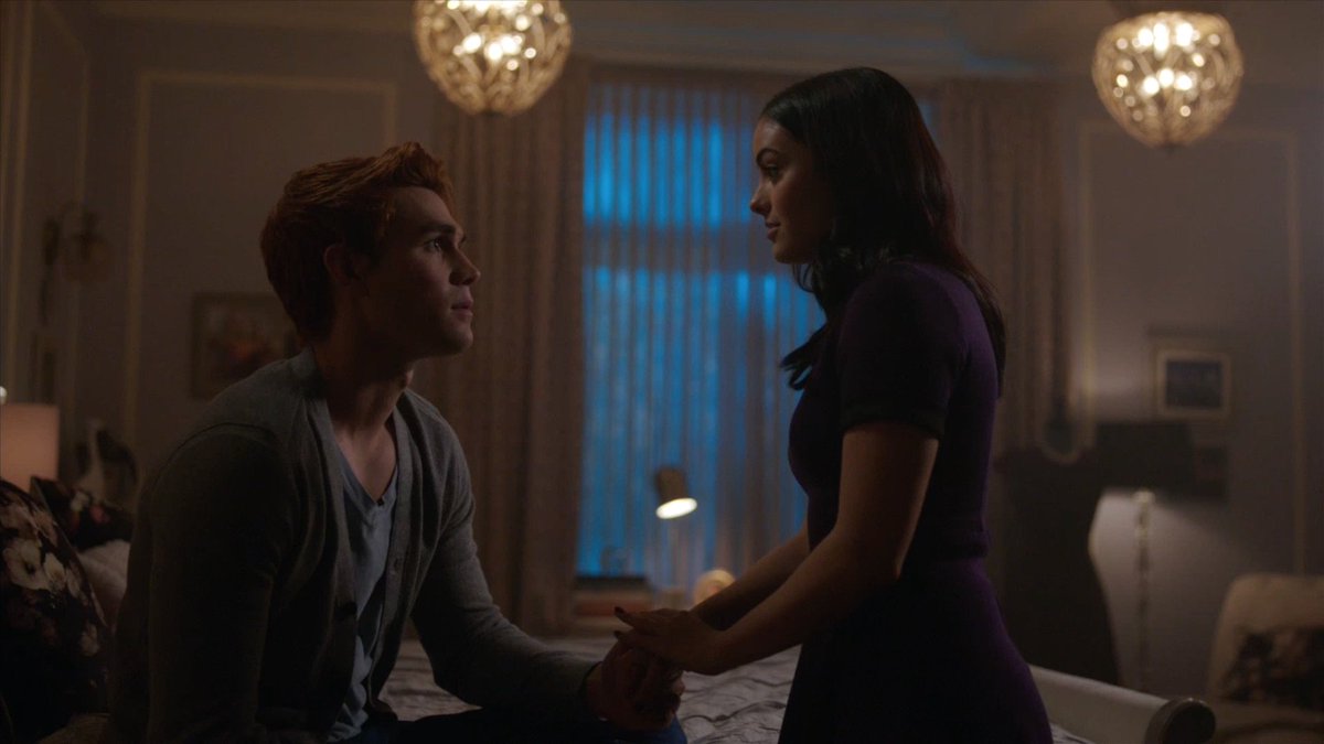 Riverdale Fashion: Season 2 Episode 16 & 17