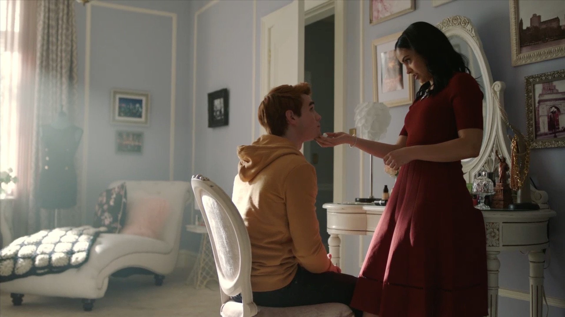 Riverdale Fashion: Season 2 Episode 19 & 20